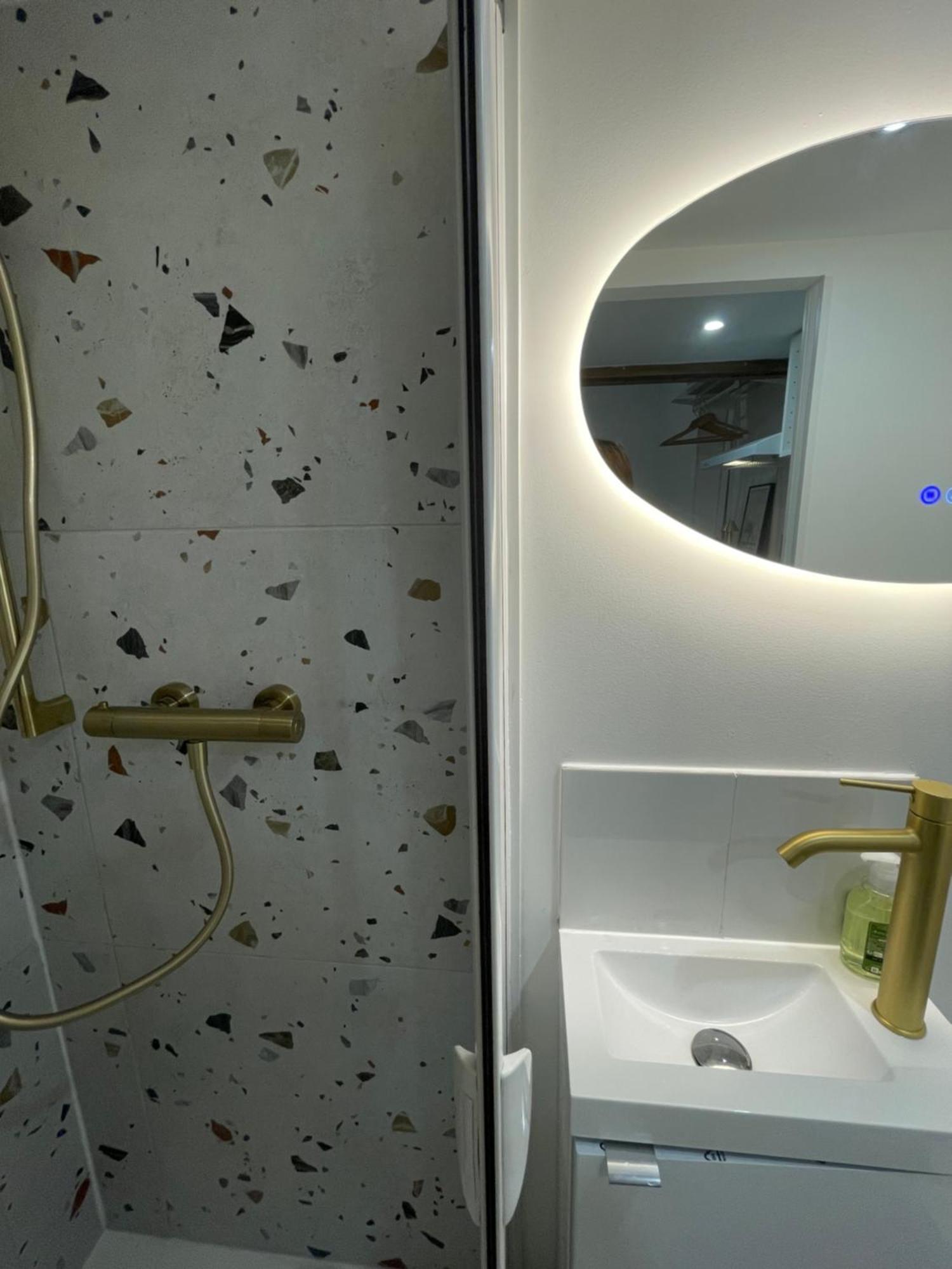 « Le Good Spot » Studio Hypercentre Renove/Wifi/Clim Montpellier Esterno foto